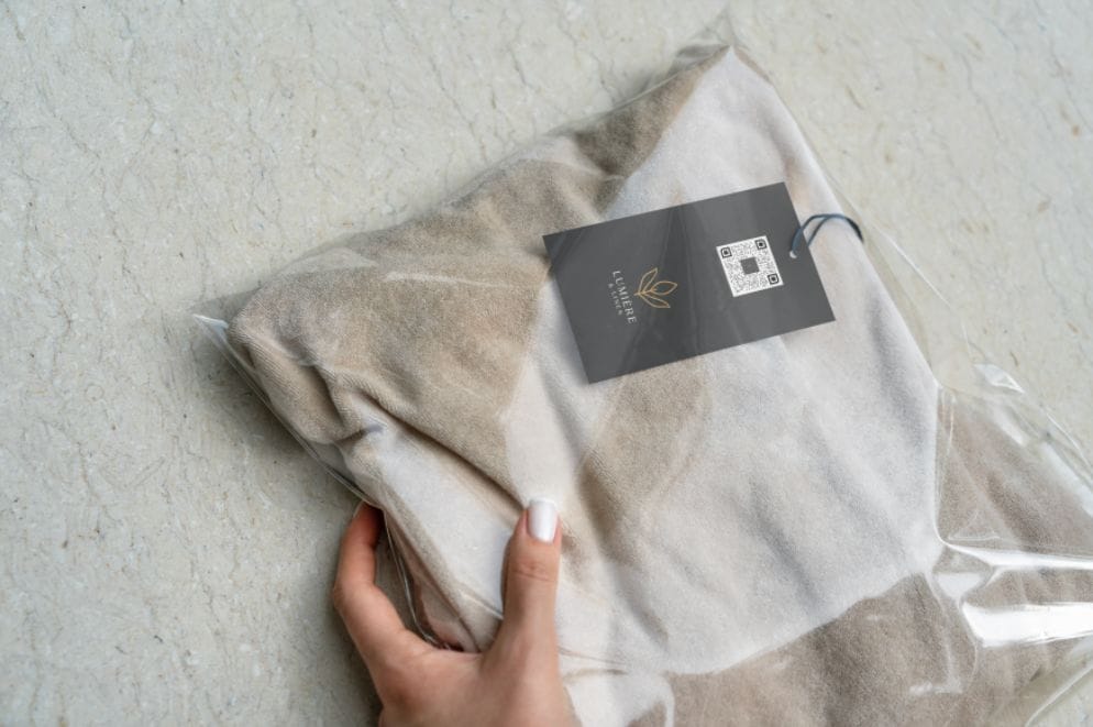 Lumiere & Linen_Delivery-Zid